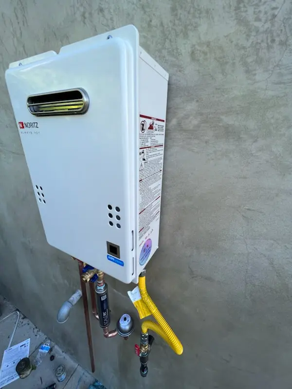 Tankless water heater installation for Bammel homes